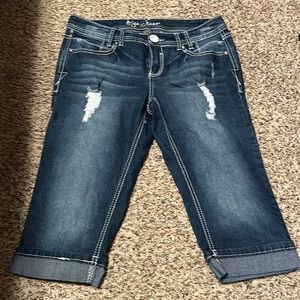 Ariya capris size 9/10